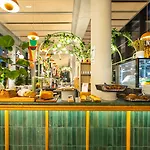 The People - Paris Marais