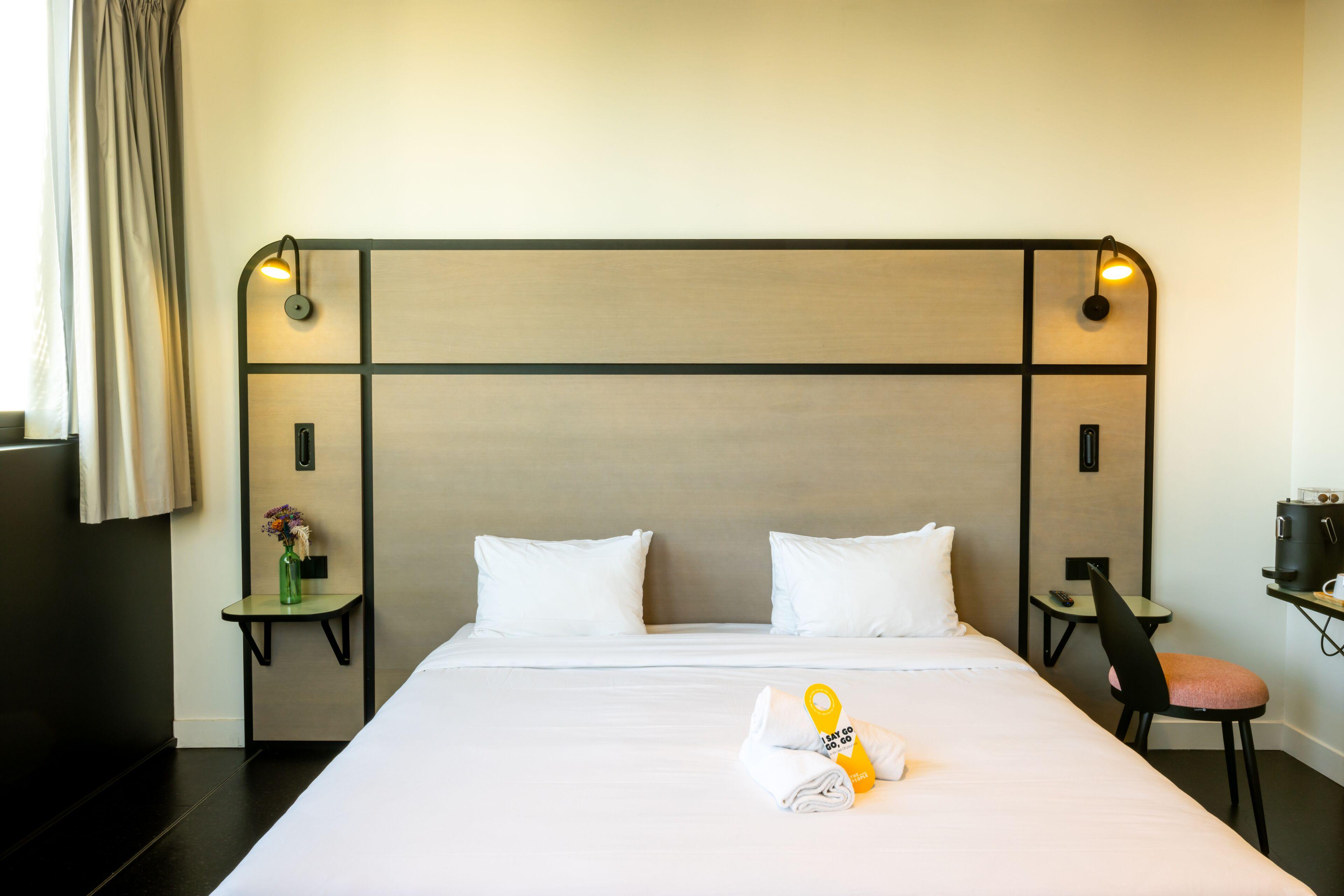 The People - Marais Hostel *